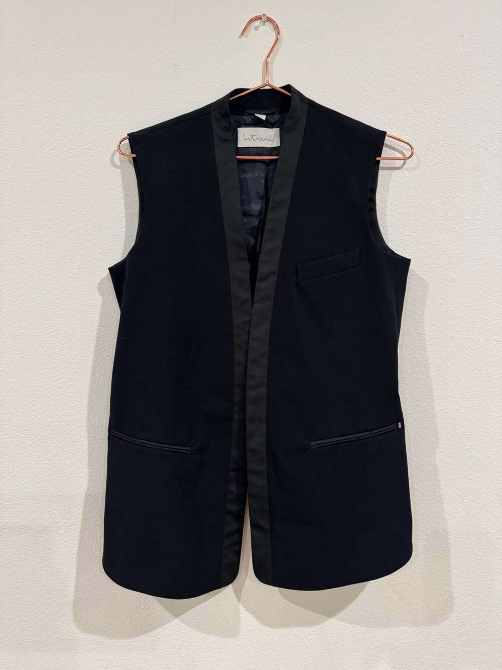 Intrend Made in Italy Sleeveless Tuxedo Style Vest Blazer Black Size 8